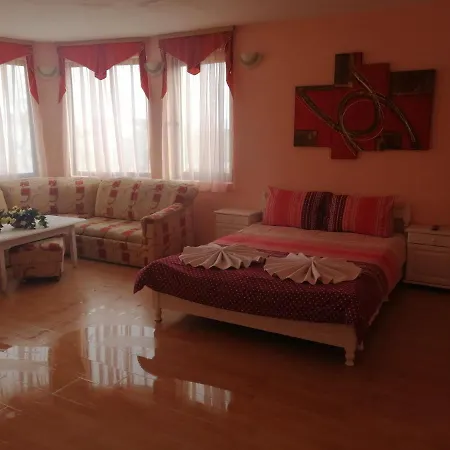 Фамилна Къща Авджиеви Guest house *