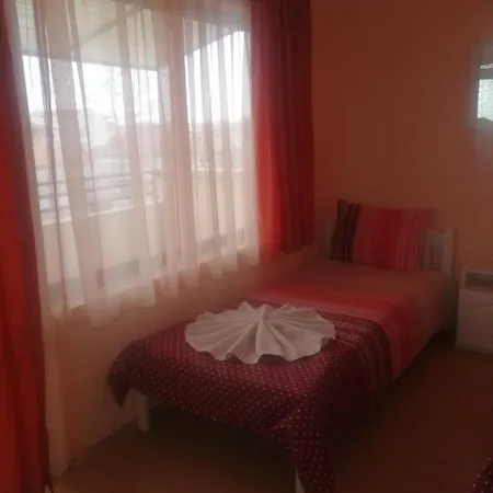 Фамилна Къща Авджиеви Guest house Primorsko