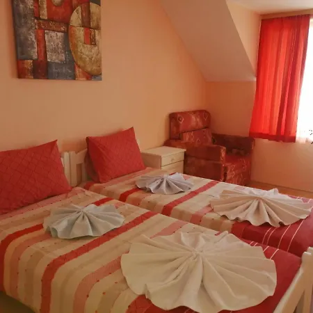 Guest house Фамилна Къща Авджиеви *