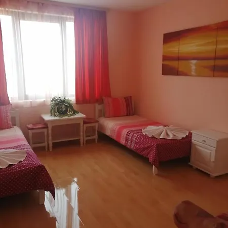 Фамилна Къща Авджиеви Guest house Primorsko